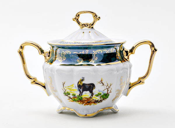 Sugar bowl Hunting Green. Goat Maria Teresa