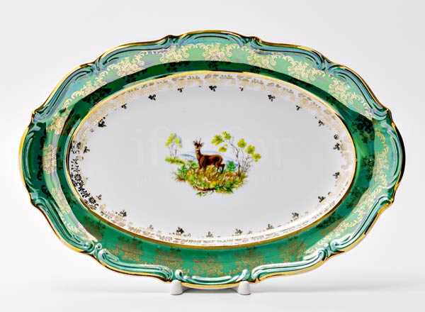Dish/ platter oval Hunting Green Maria Teresa