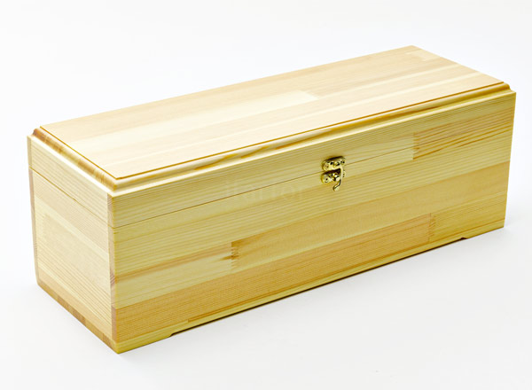 Gift box Gift box. Pine with carved lid Casket