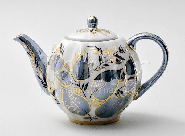 Teapot brewing Moonlit Tulip