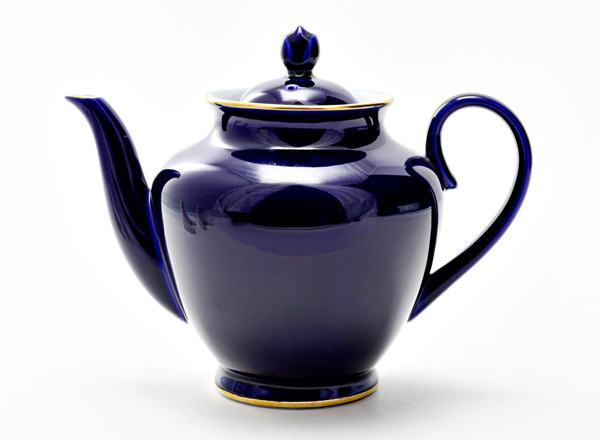 Teapot brewing Night Spring