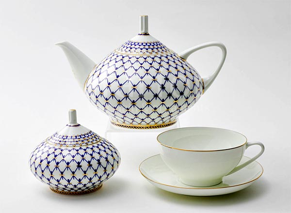 Tea Set Cobalt net and golden rim 6/14 Domed