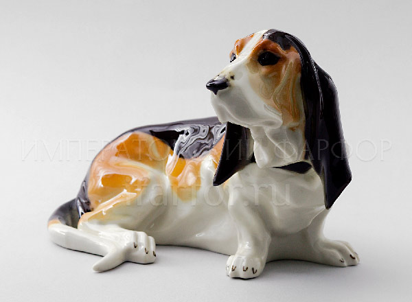 Sculpture Basset hound Indefined
