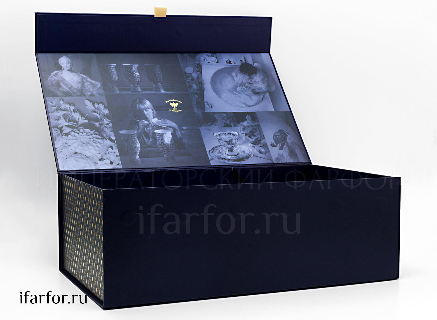 Подарочная упаковка для сервиза «Синий» Форма: Короб на магнитах. Бумага. 500 x 280 x 170 мм.
