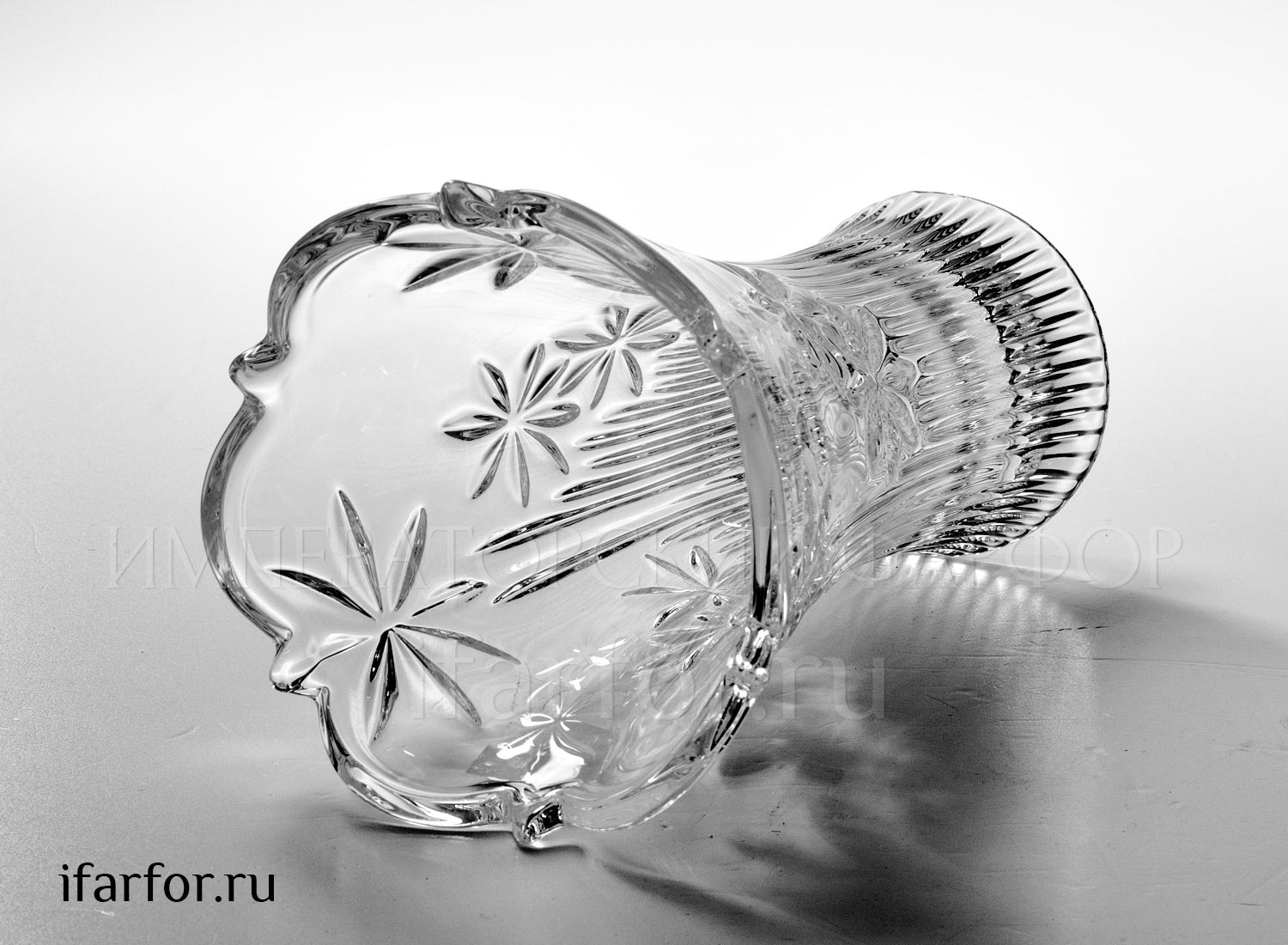 Ваза для цветов «Perseus-nova» Форма: Crystalite Bohemia. Хрустальное стекло. 200 мм.