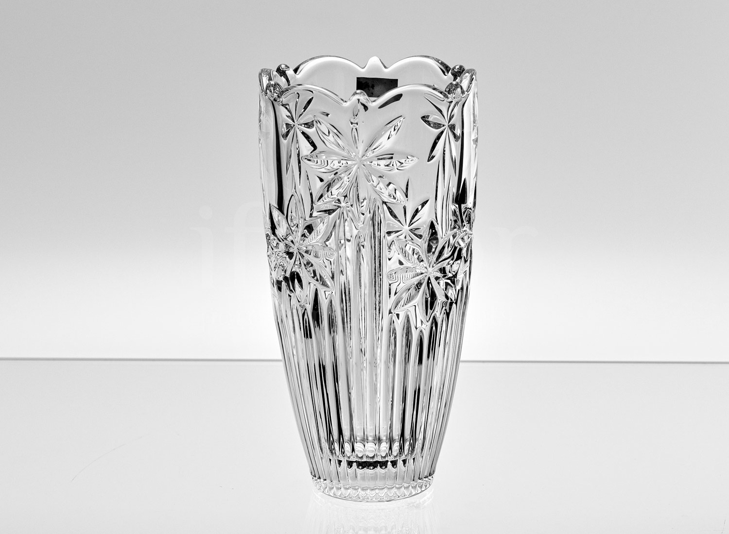 Ваза для цветов «Perseus-nova» Форма: Crystalite Bohemia. Хрустальное стекло. 200 мм.