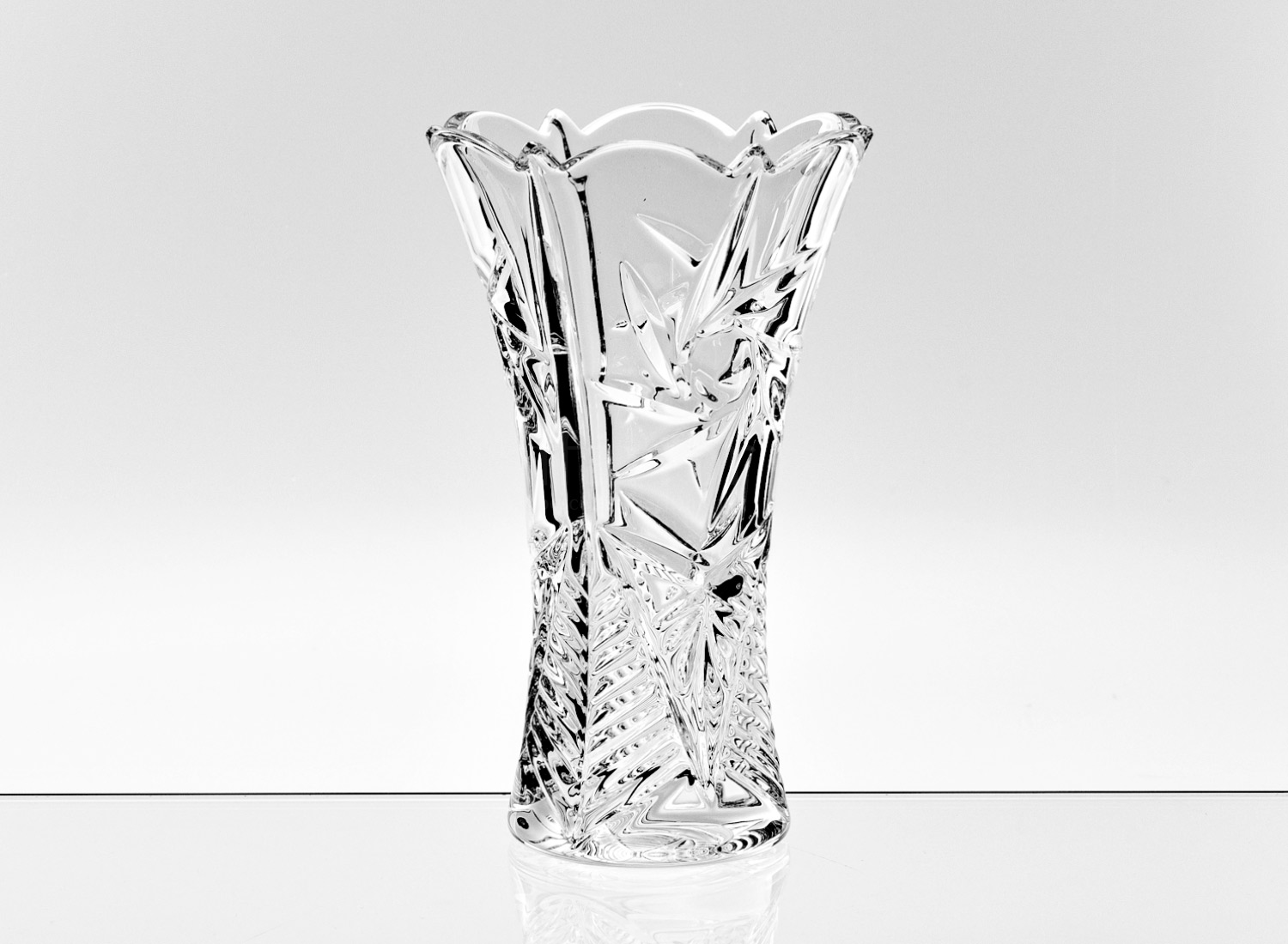Ваза для цветов «Pinwheel» Форма: Crystalite Bohemia. Хрустальное стекло. 200 мм.