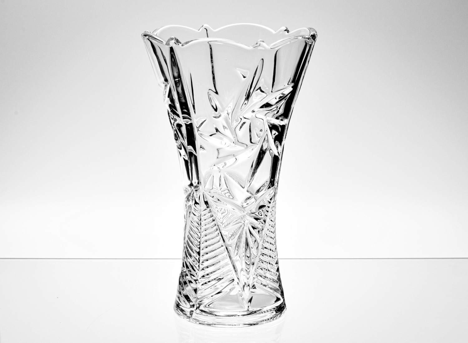 Ваза для цветов «Pinwheel» Форма: Crystalite Bohemia. Хрустальное стекло. 250 мм.