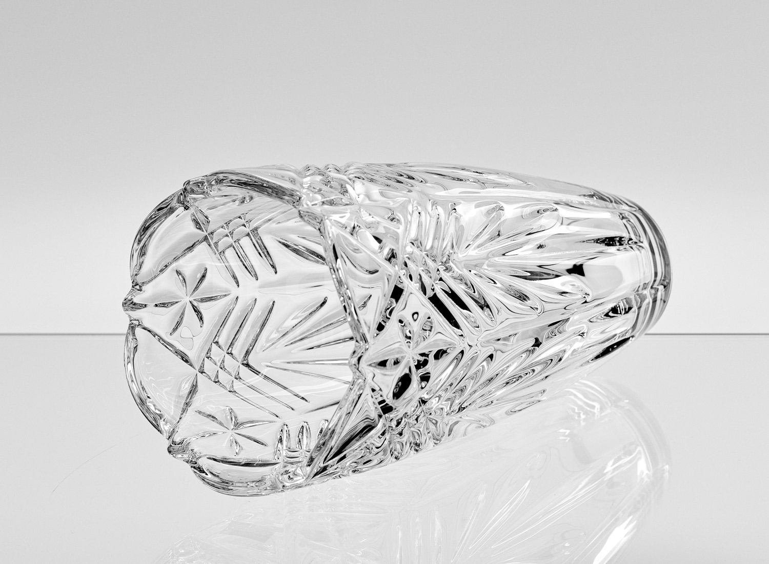 Ваза для цветов «Taurus» Форма: Crystalite Bohemia. Хрустальное стекло. 250 мм.