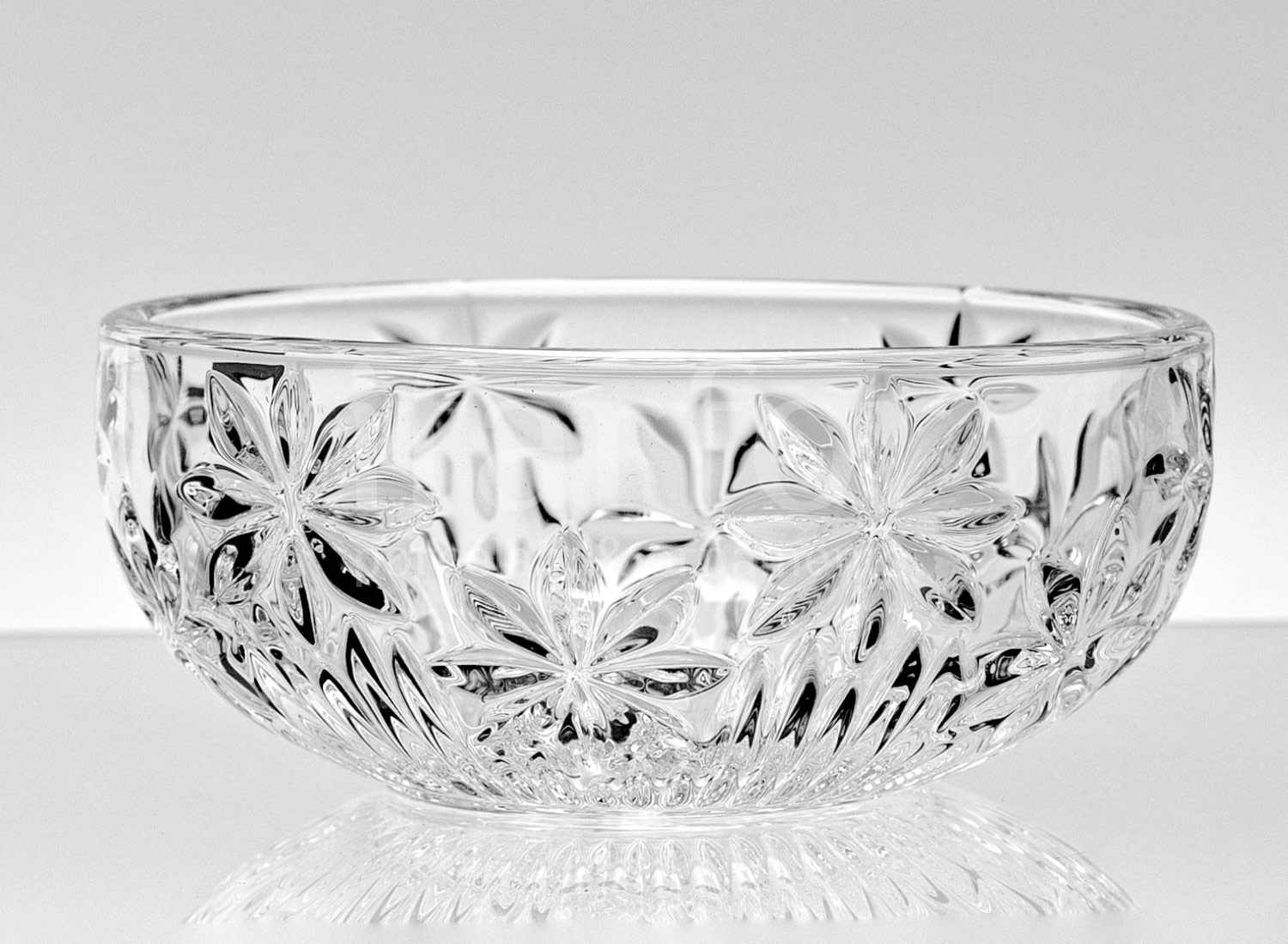 Ваза для конфет «Perseus-nova» Форма: Crystalite Bohemia. Хрустальное стекло. 140 мм.