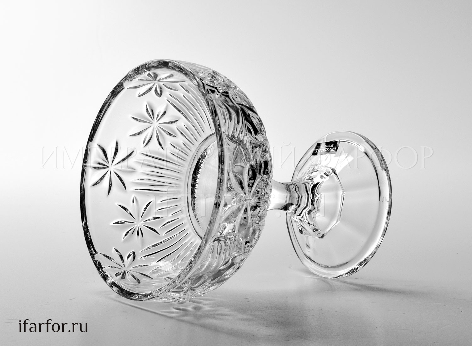 Ваза для конфет на ножке «Perseus-nova» Форма: Crystalite Bohemia. Хрустальное стекло. 140 x 150 мм.