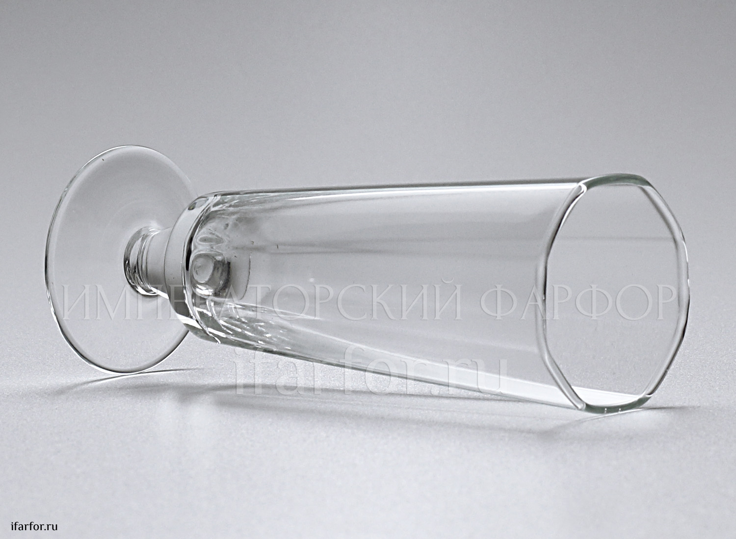 Рюмка лафитник 120 г. «Лафитник» Форма: Лафитник. Стекло. 53 x 150 мм.
