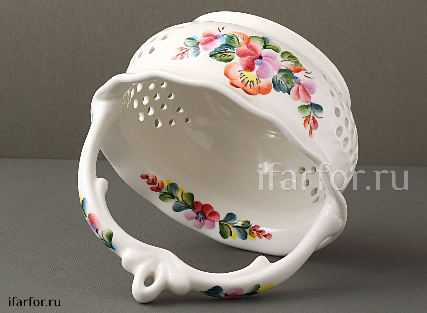 Конфетница «Корзиночка» Керамика. 150 x 165 мм.