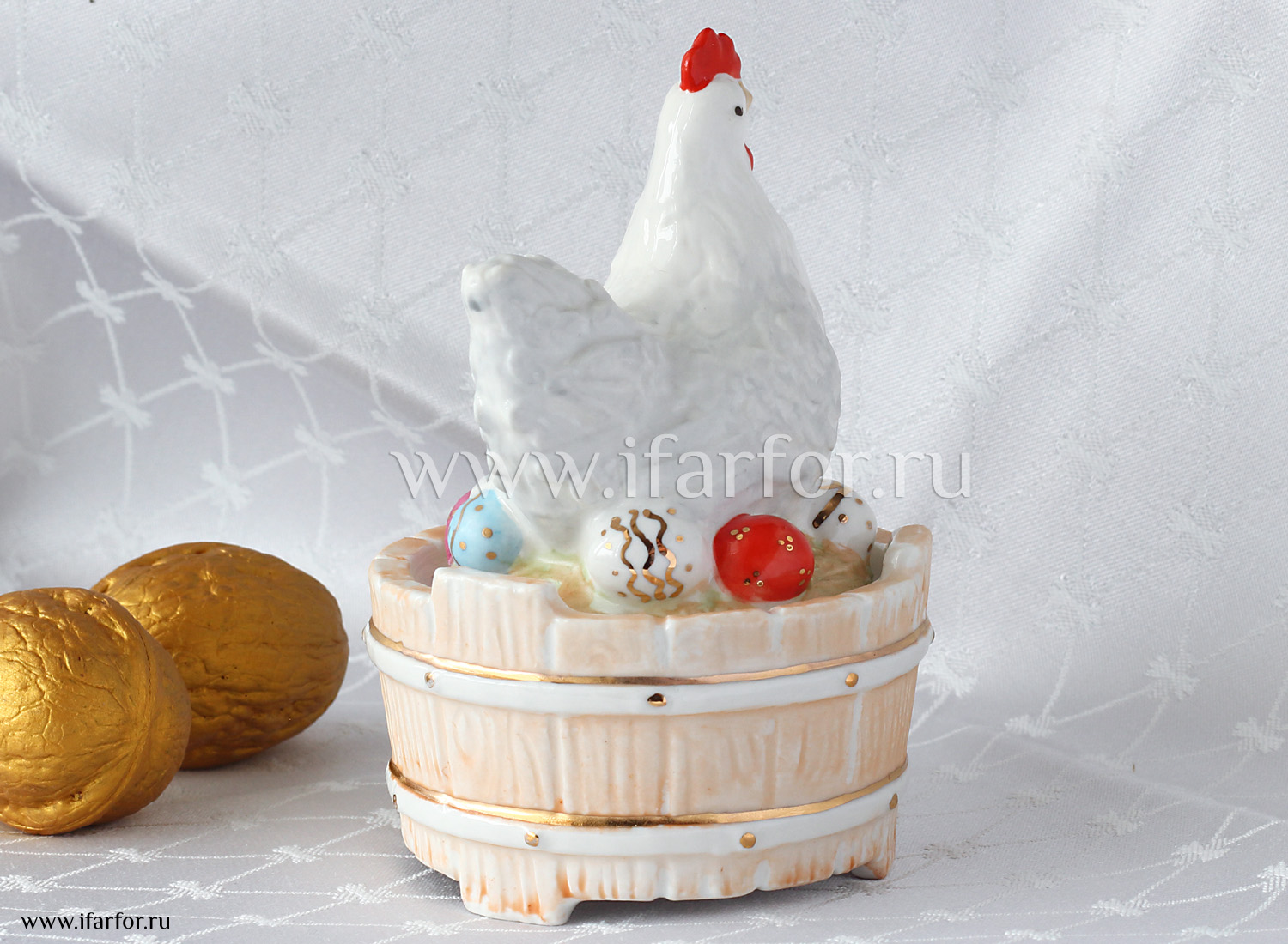 Солонка «Курочка» Форма: Курочка. Фарфор. 70 x 110 мм.