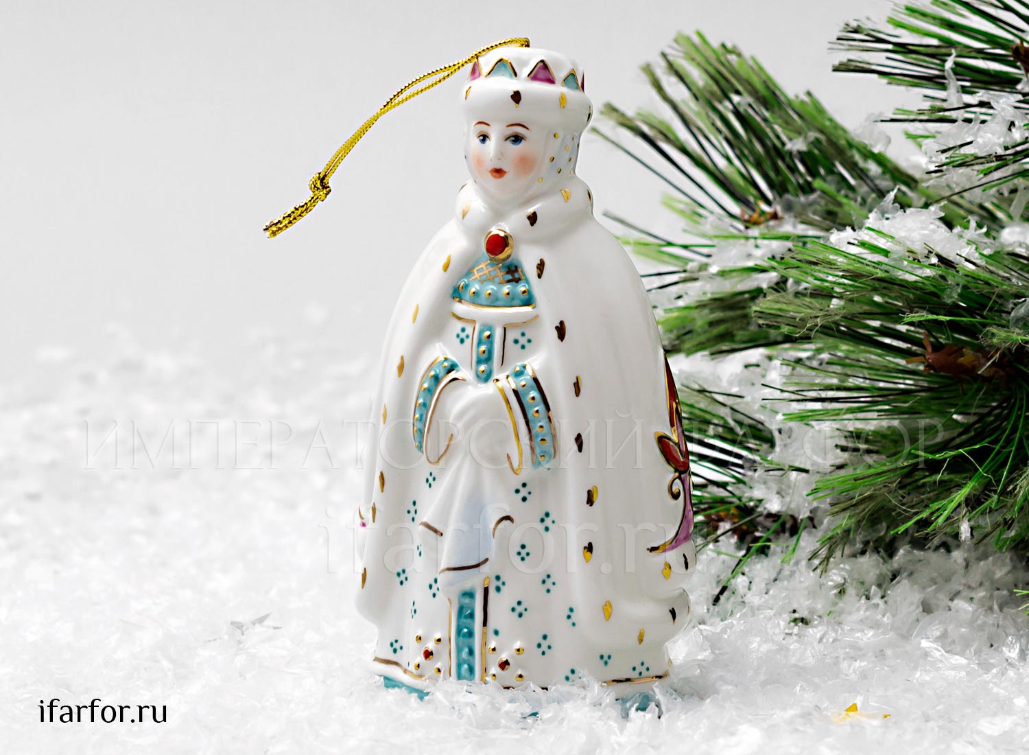 Елочная игрушка «Царица» Форма: Царица. Фарфор. 65 x 120 мм.