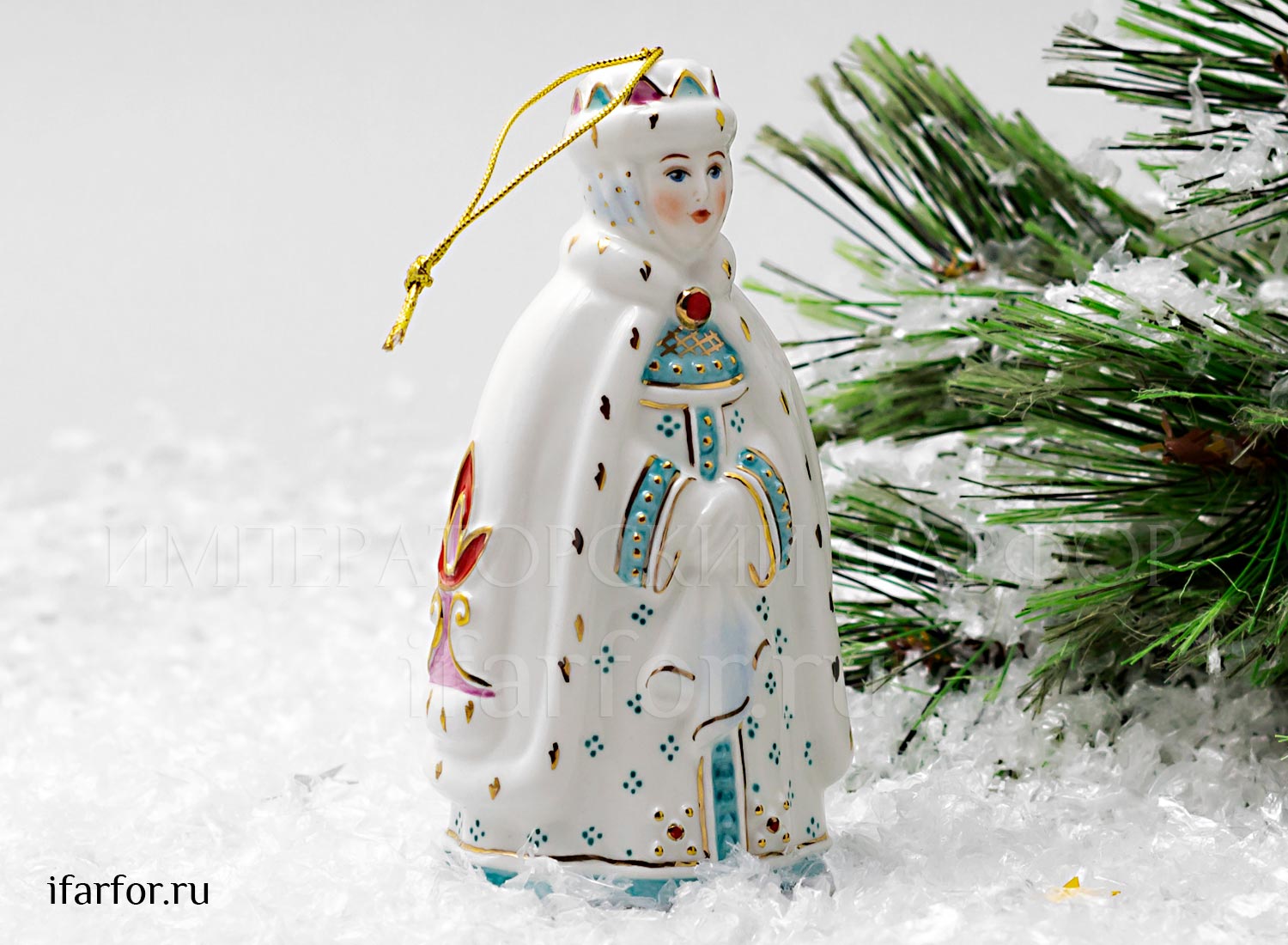 Елочная игрушка «Царица» Форма: Царица. Фарфор. 65 x 120 мм.