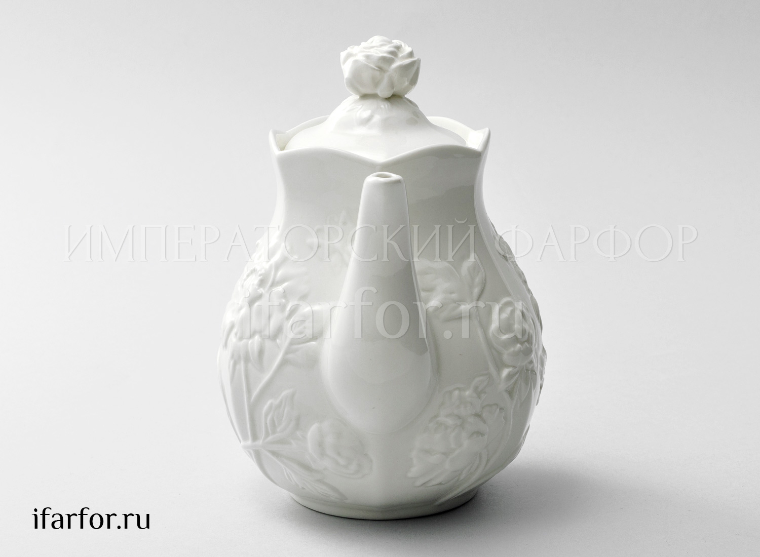 Чайник заварочный «Цветочный рельеф Ivory» Фарфор. 840 мл.