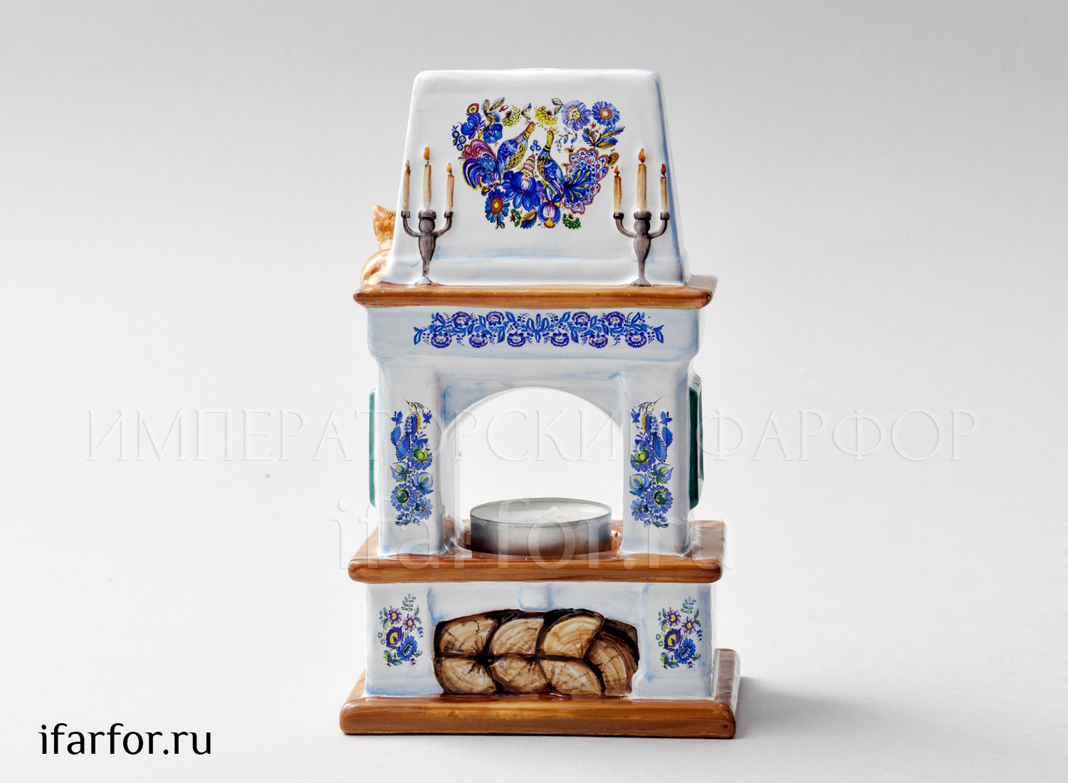 Подсвечник «Камин Гжель» Майолика. 105 x 160 мм.
