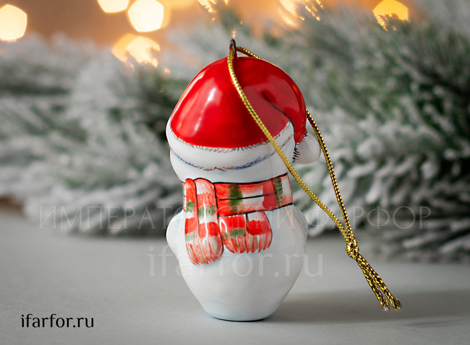 Елочная игрушка «Снеговик» Форма: Снеговик. Майолика. 65 мм.