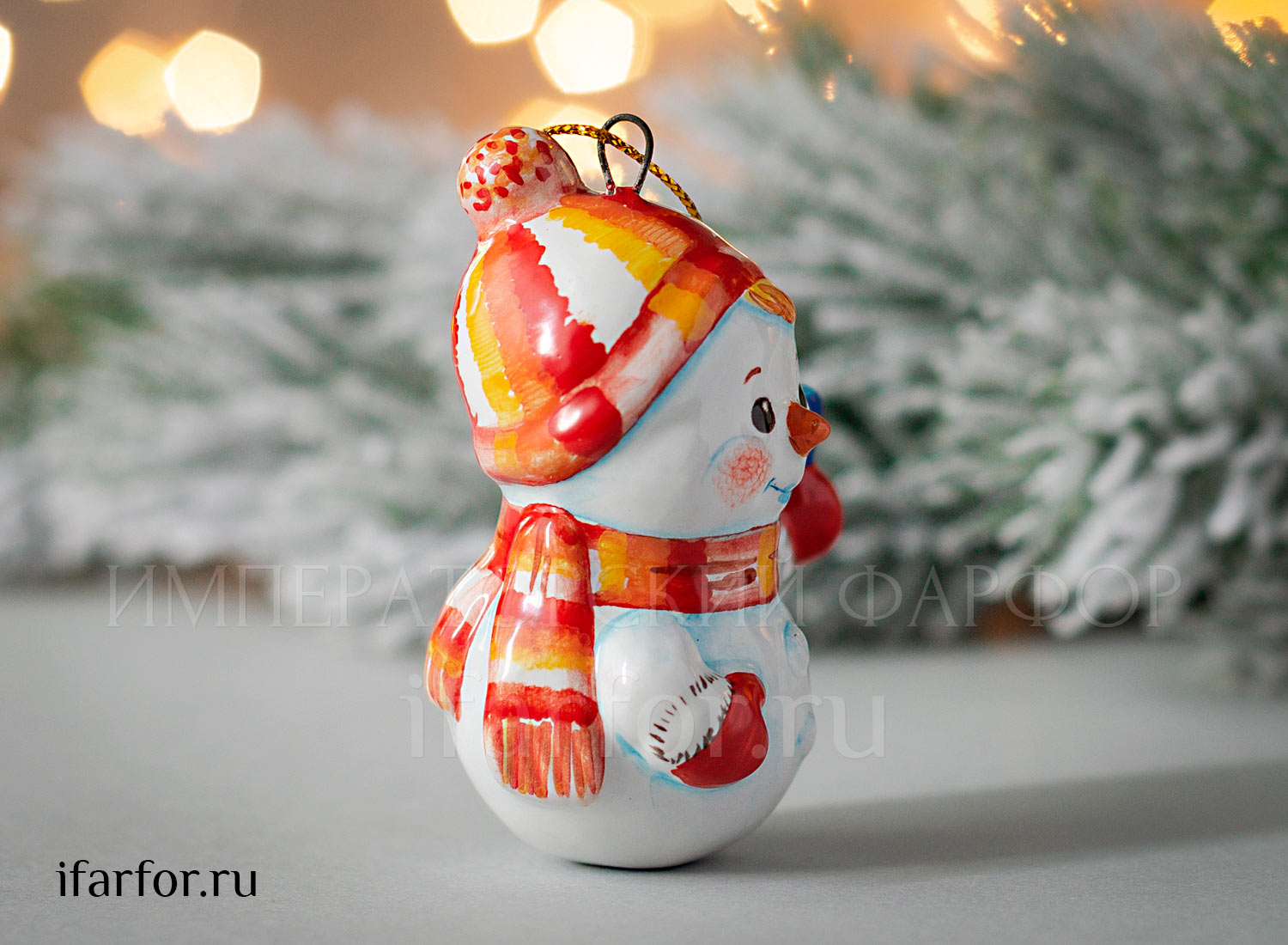 Елочная игрушка «Снеговик» Форма: Снеговик. Майолика. 65 мм.