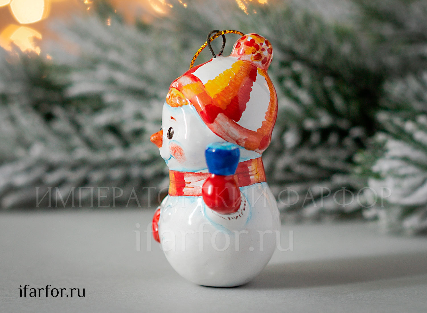 Елочная игрушка «Снеговик» Форма: Снеговик. Майолика. 65 мм.