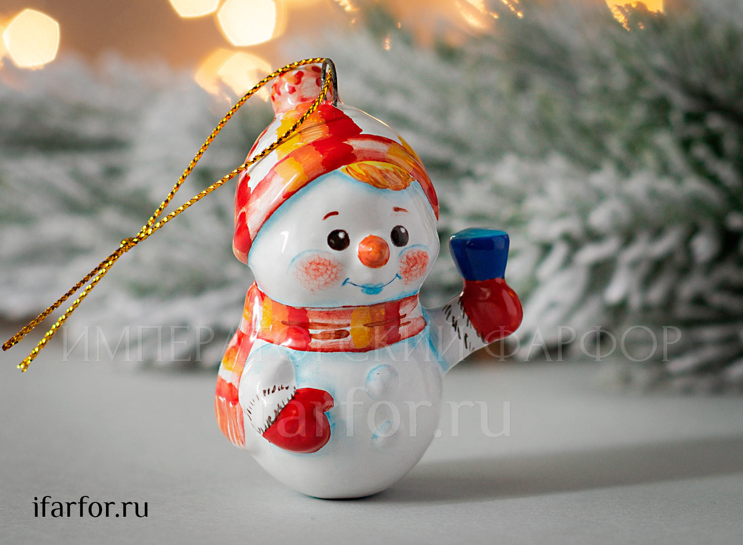 Елочная игрушка «Снеговик» Форма: Снеговик. Майолика. 65 мм.