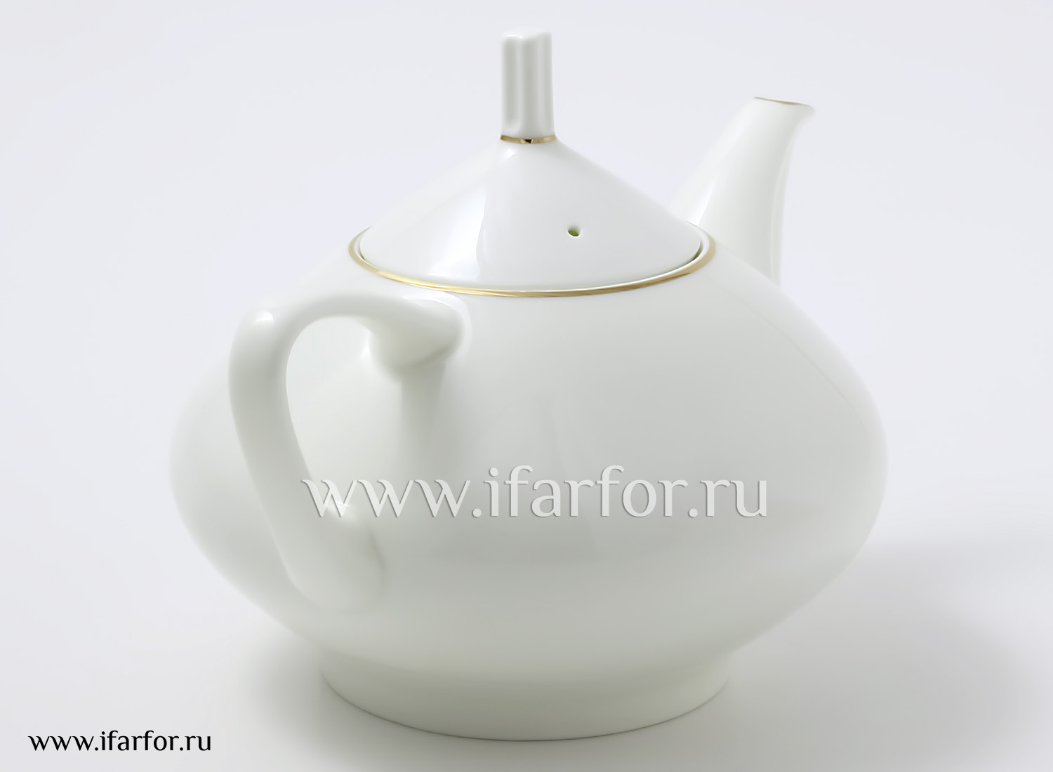 Чайник заварочный «Золотая лента» Форма: Купольная. Тонкостенный костяной фарфор. 1400 мл.