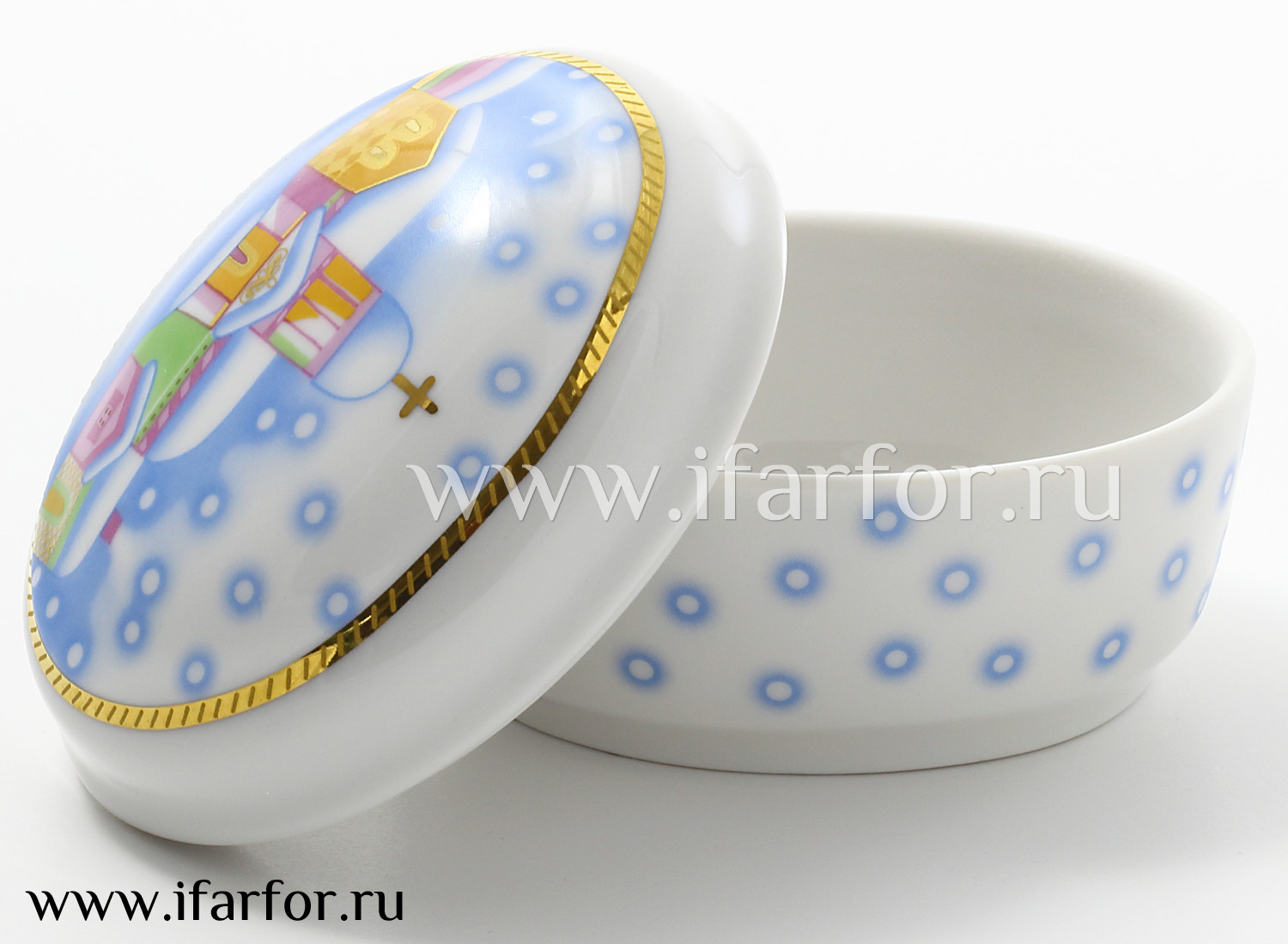 Туалетная коробочка «Новогодняя» Форма: Овальная. Твердый фарфор. 115 мм.