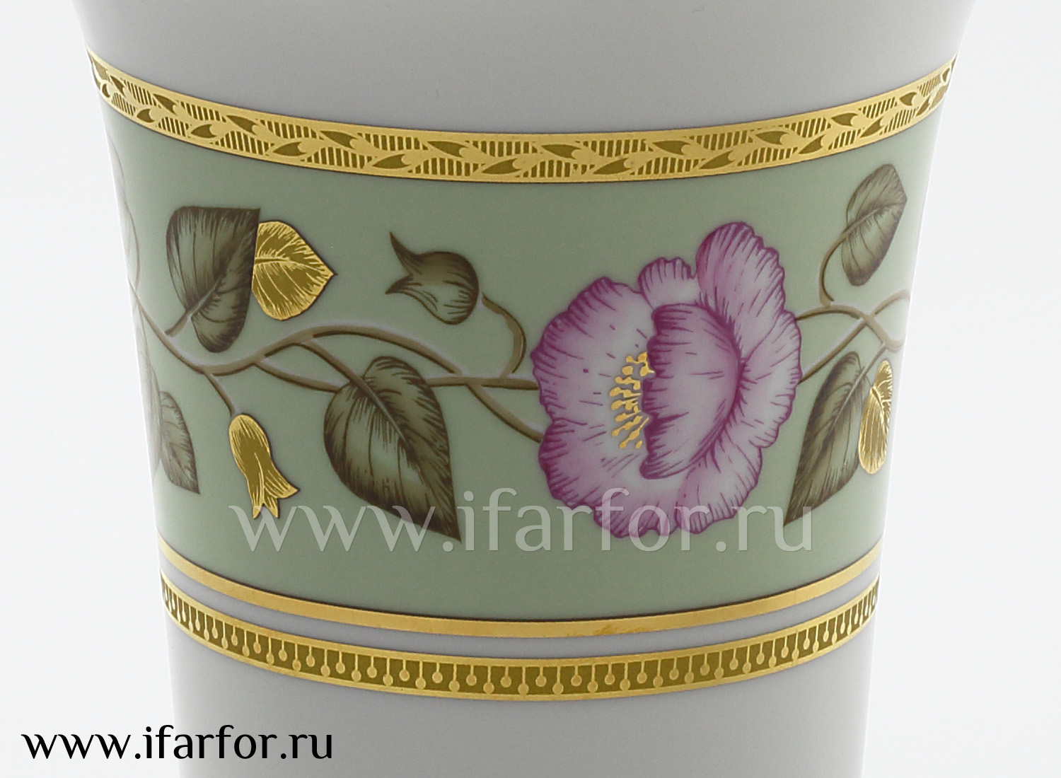Ваза «Нефритовый фон» Форма: Ампирная. Твердый фарфор. 180 x 203 мм.