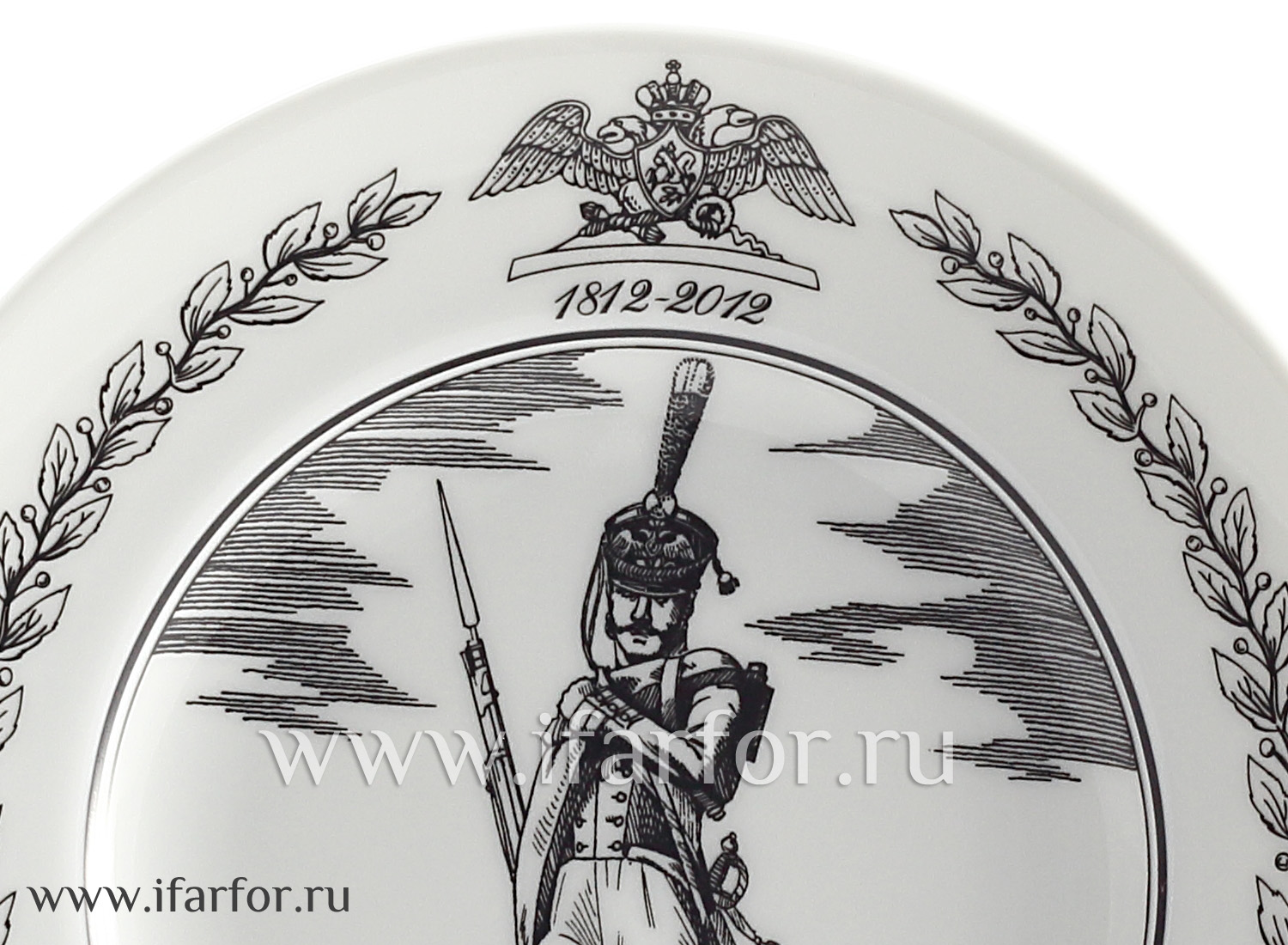 Тарелка декор «Унтер-оф. Литовского полка» Твердый фарфор. 150 мм.