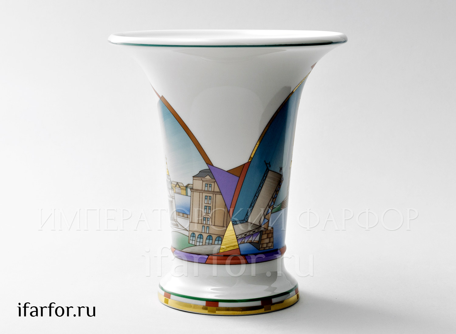 Ваза «На Невских берегах» Форма: Ампирная. Твердый фарфор. 180 x 203 мм.