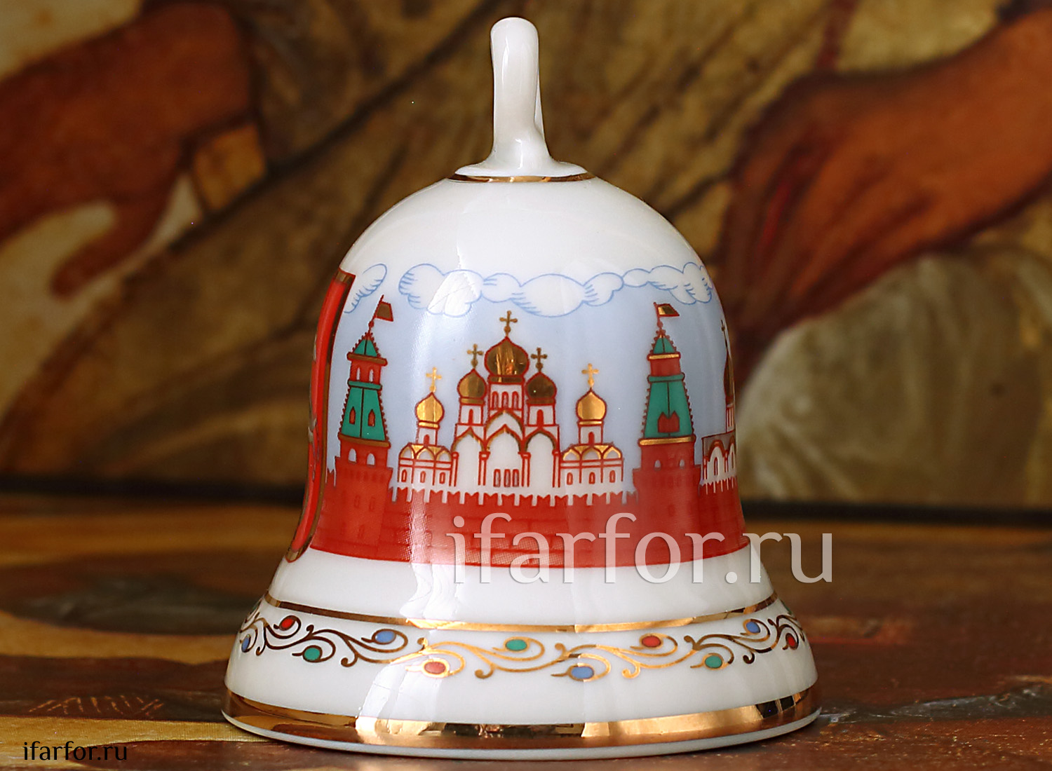 Колокольчик «Соборы Кремля» Форма: Петелька. Твердый фарфор. 55 x 65 мм.