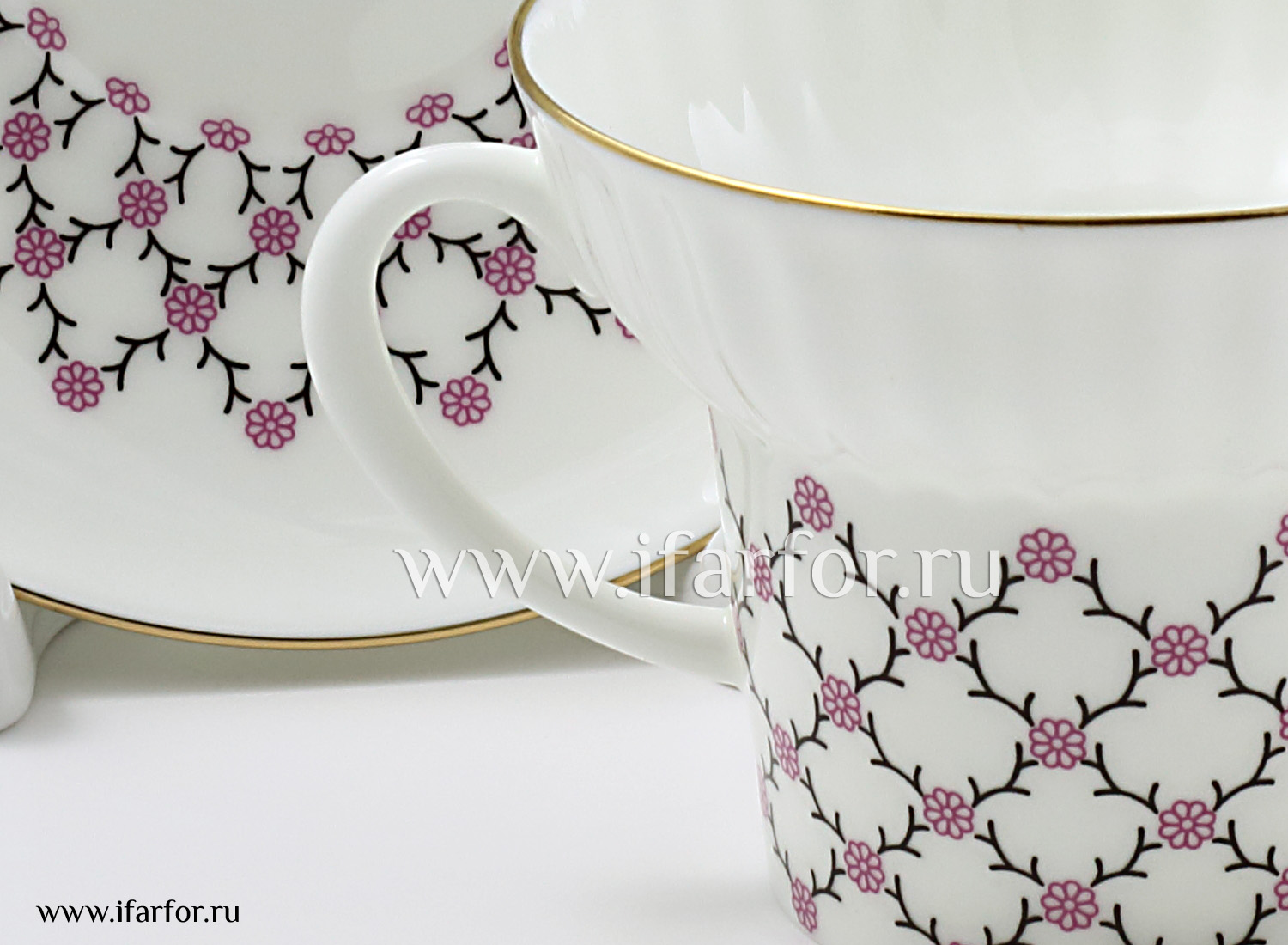 Чашка с блюдцем чайная «Розовая сетка» 1/2