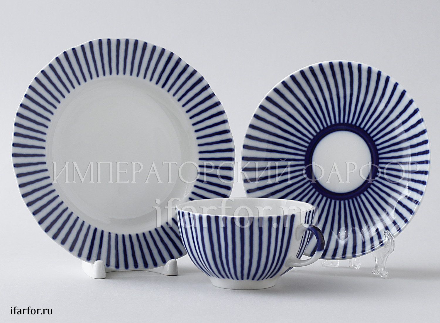 Комплект трехпредметный «Французик» 1/3 Форма: Тюльпан. Твердый фарфор. 250 мл.