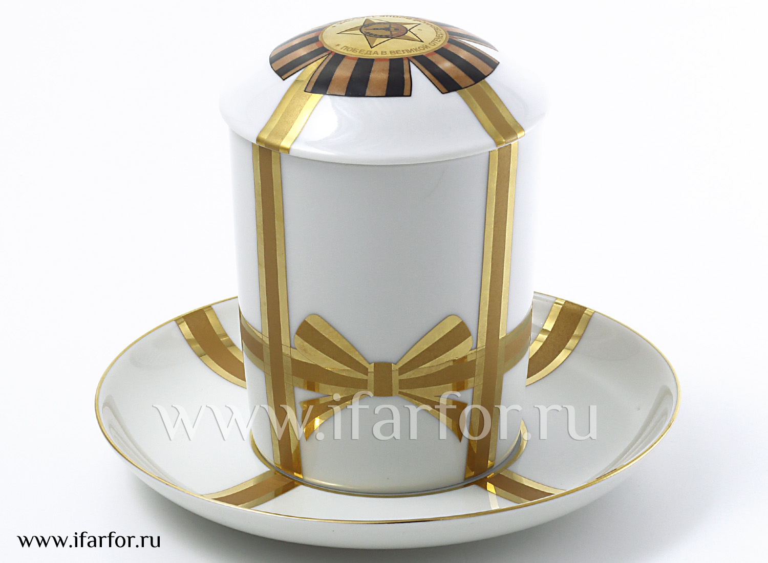 Бокал с блюдцем «Подарок» 1/3 Форма: Снежное утро. Твердый фарфор. 380 мл.