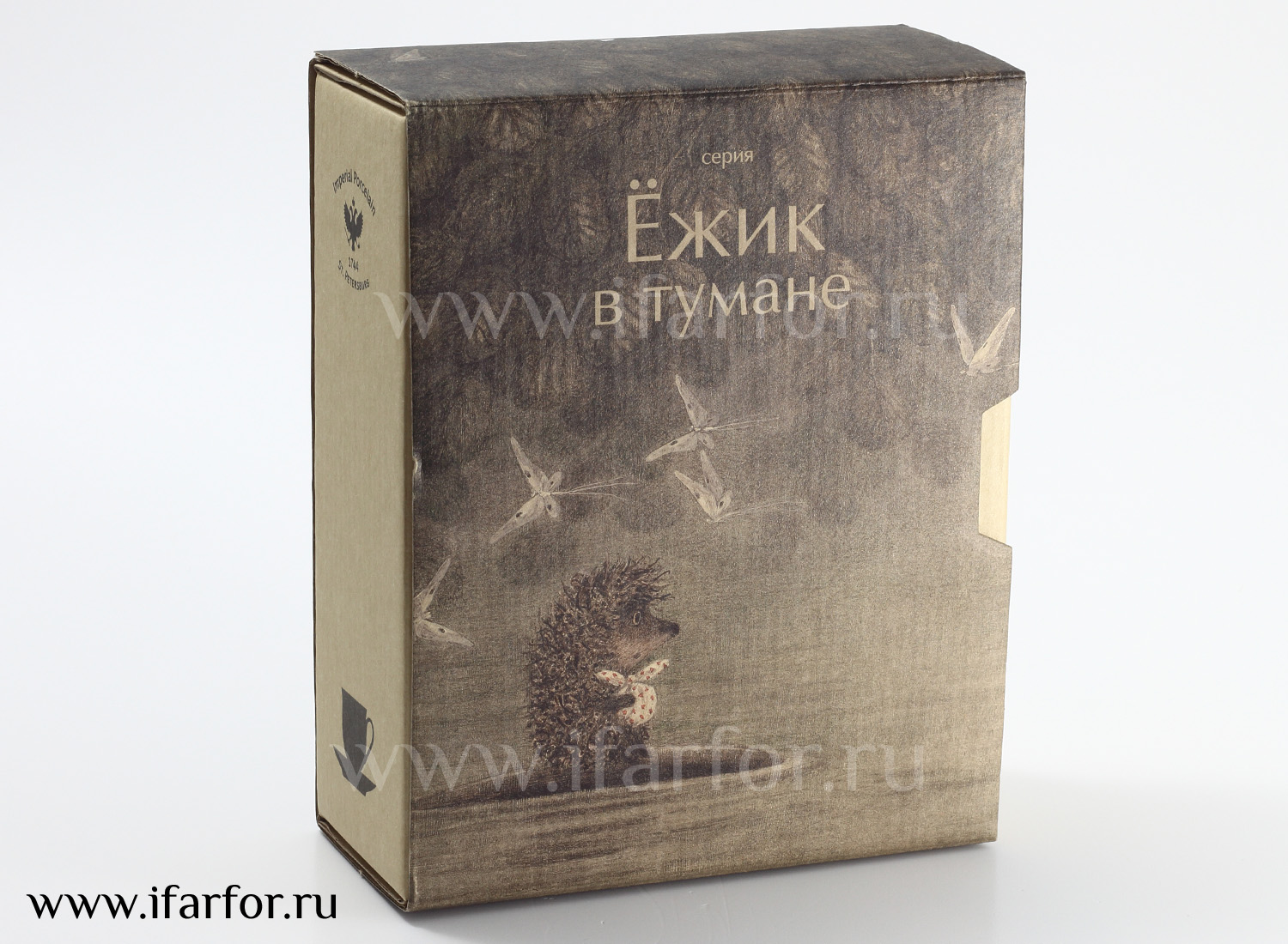 Чашка с блюдцем в подарочной коробке «Дерево. Ежик в тумане» 1/2 Форма: Ландыш. Тонкостенный костяной фарфор. 180 мл.