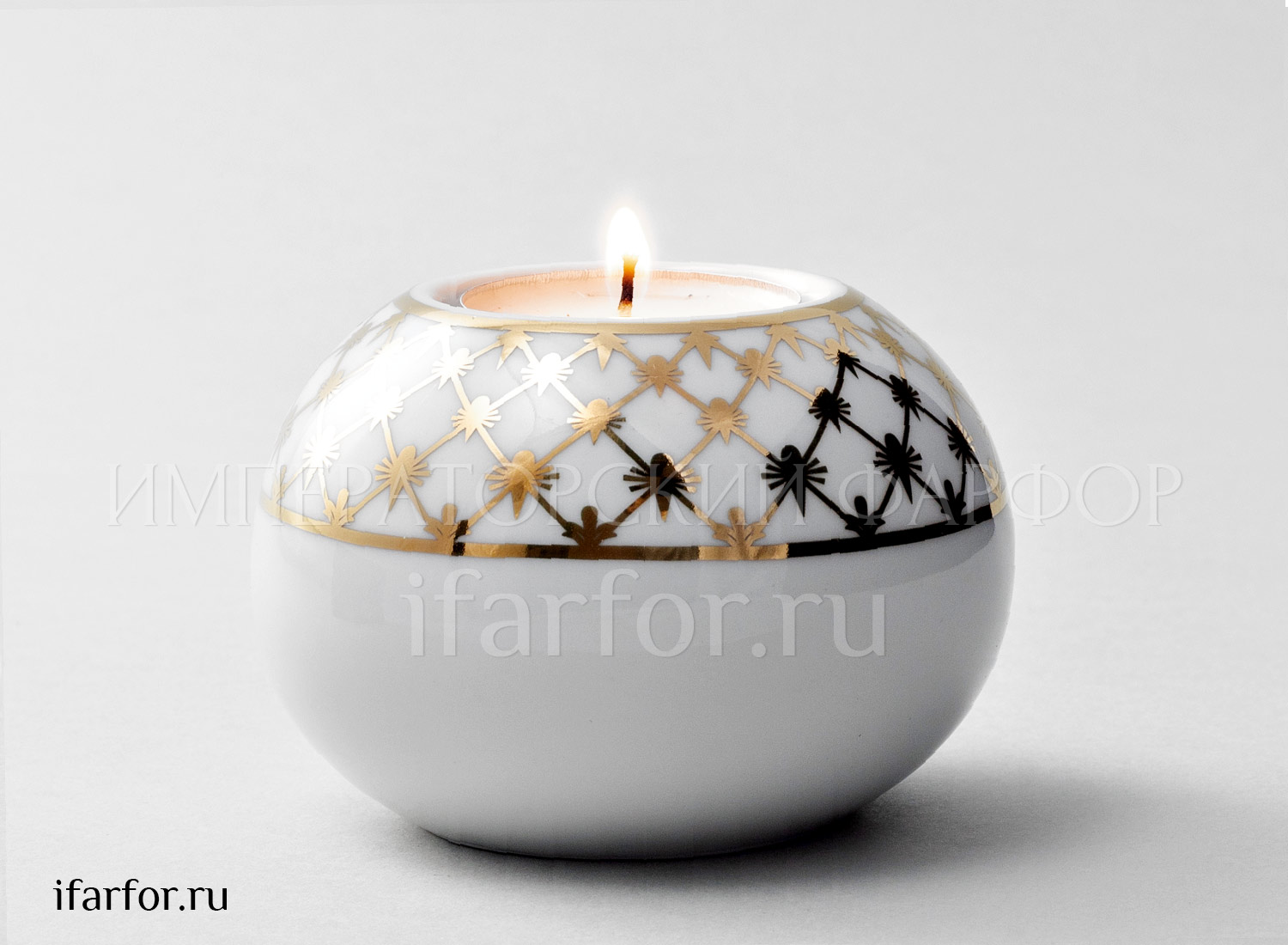 Подсвечник в подарочной коробке «Сетка-Джаз» Форма: Круглый. Твердый фарфор. 87 x 61 мм.