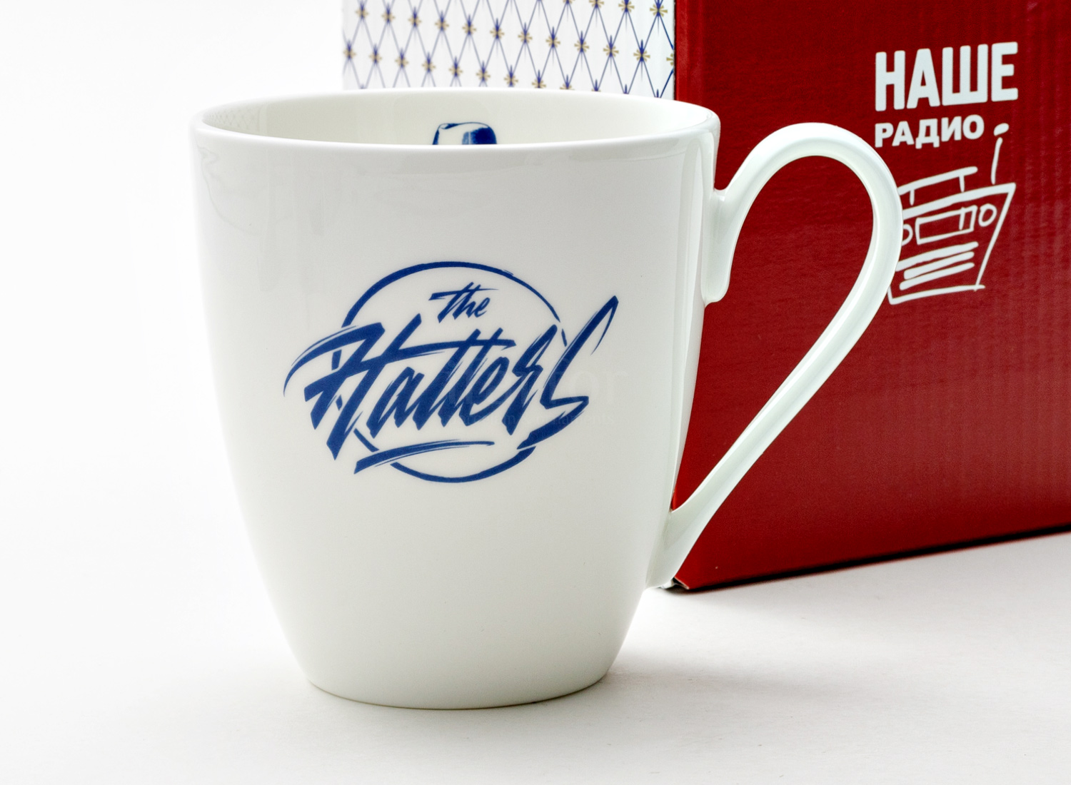 Бокал в подарочной коробке «The Hatters» Форма: Вариации. Толстостенный костяной фарфор. 450 мл.