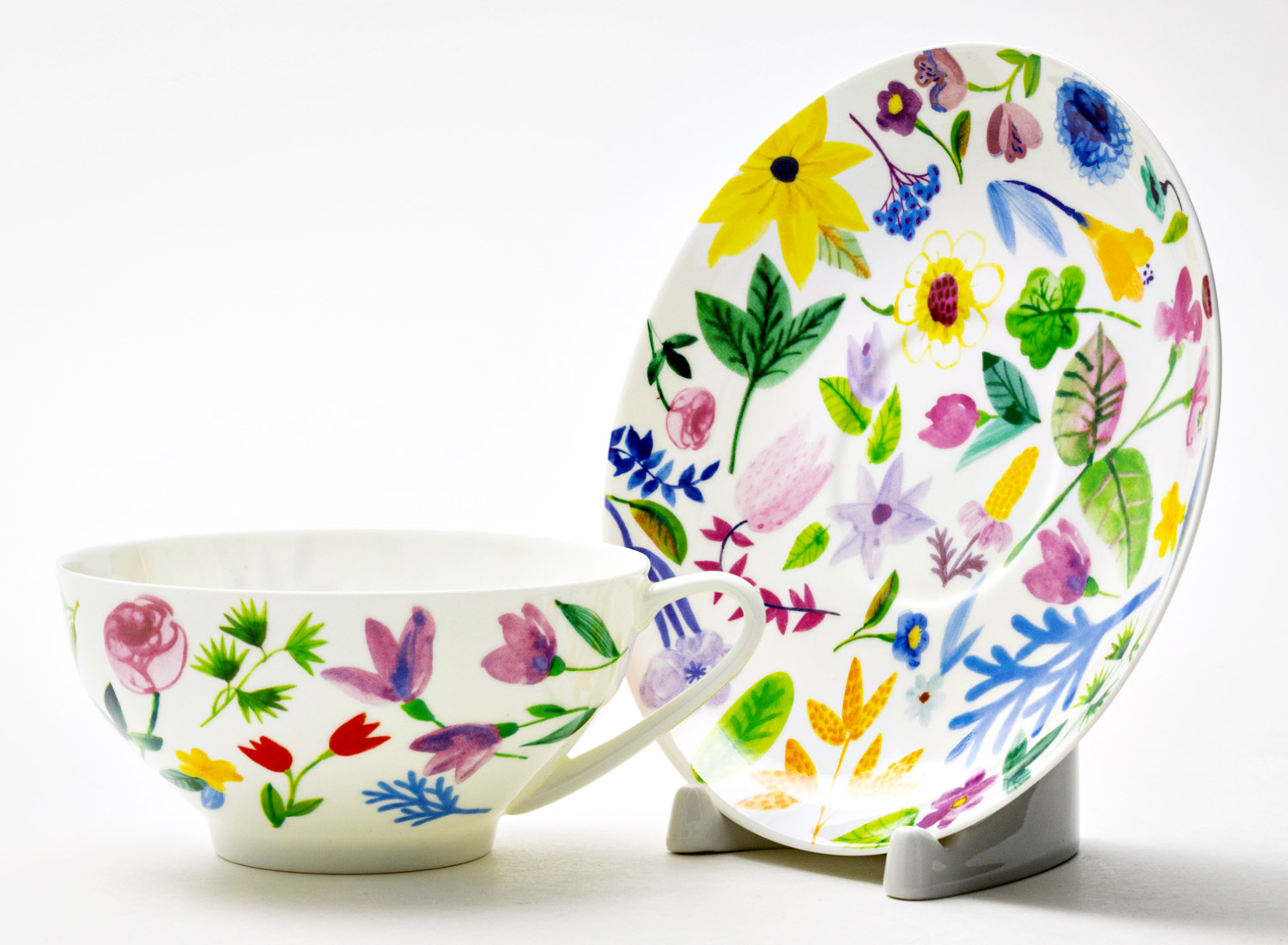 Чашка с блюдцем чайная «Primavera» 1/2 Форма: Купольная. Тонкостенный костяной фарфор. 300 мл.
