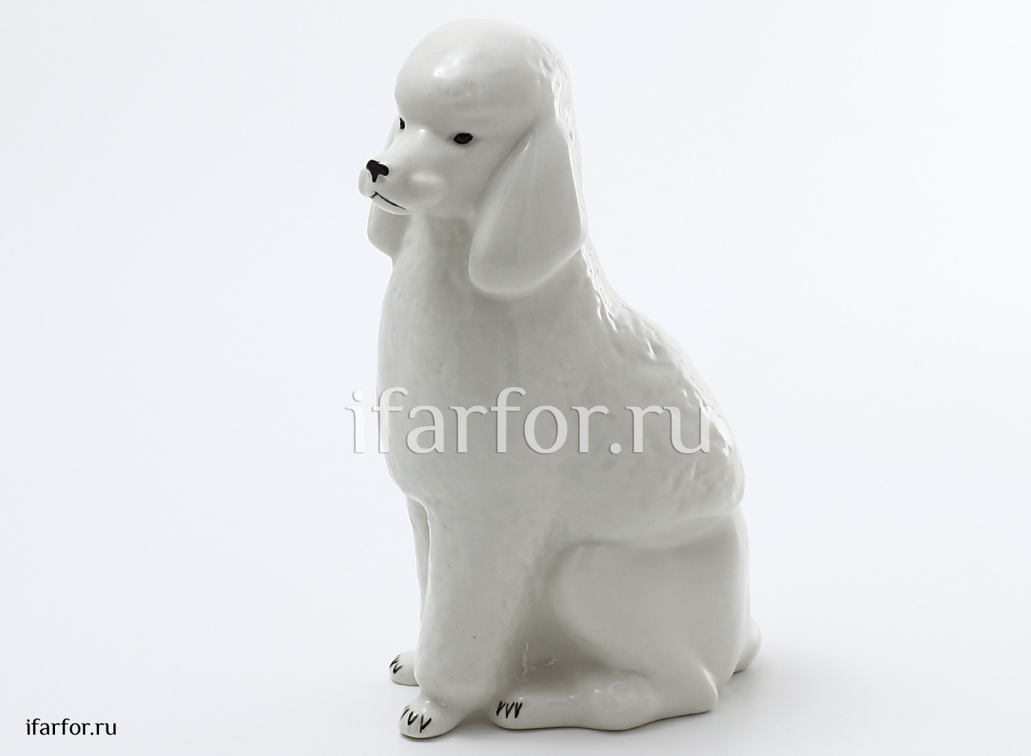 Скульптура «Пудель» Форма: Пудель. Мягкий фарфор. 85 x 145 мм.