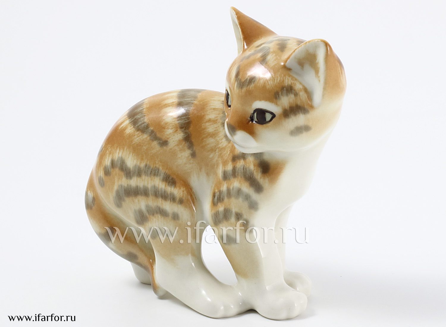 Скульптура «Кошка» Форма: Кошка. Мягкий фарфор. 140 мм.