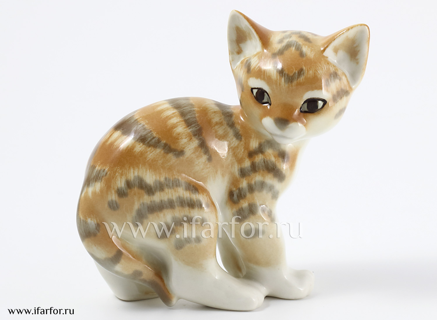 Скульптура «Кошка» Форма: Кошка. Мягкий фарфор. 140 мм.
