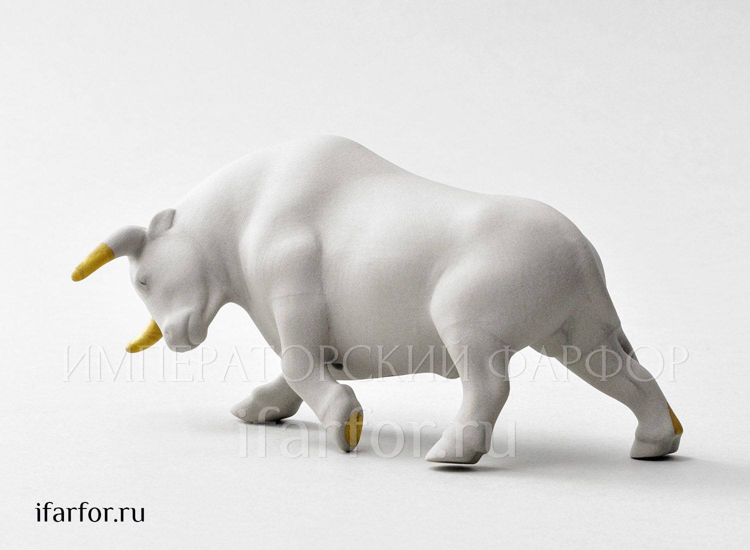 Скульптура «Коррида» Форма: Коррида. Бисквитный фарфор. 136 x 55 x 67 мм.