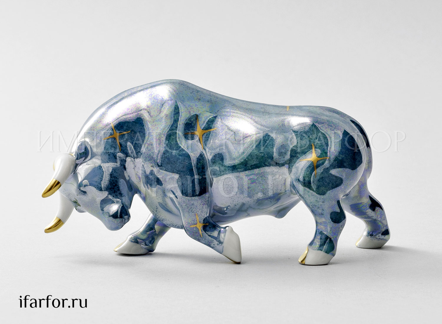 Скульптура «Коррида» Форма: Коррида. Мягкий фарфор. 136 x 55 x 67 мм.