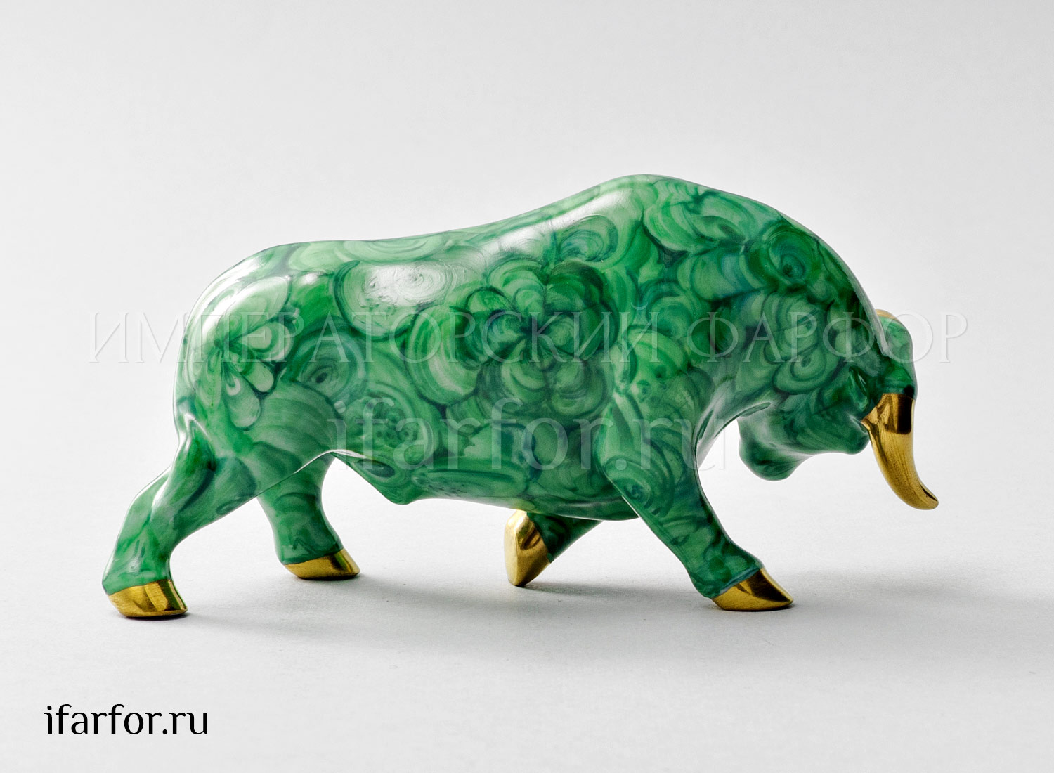 Скульптура «Коррида» Форма: Коррида. Мягкий фарфор. 136 x 55 x 67 мм.
