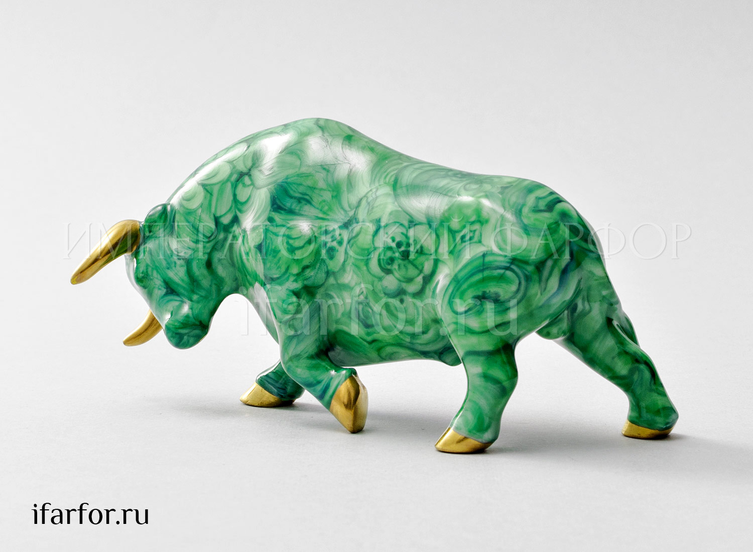 Скульптура «Коррида» Форма: Коррида. Мягкий фарфор. 136 x 55 x 67 мм.