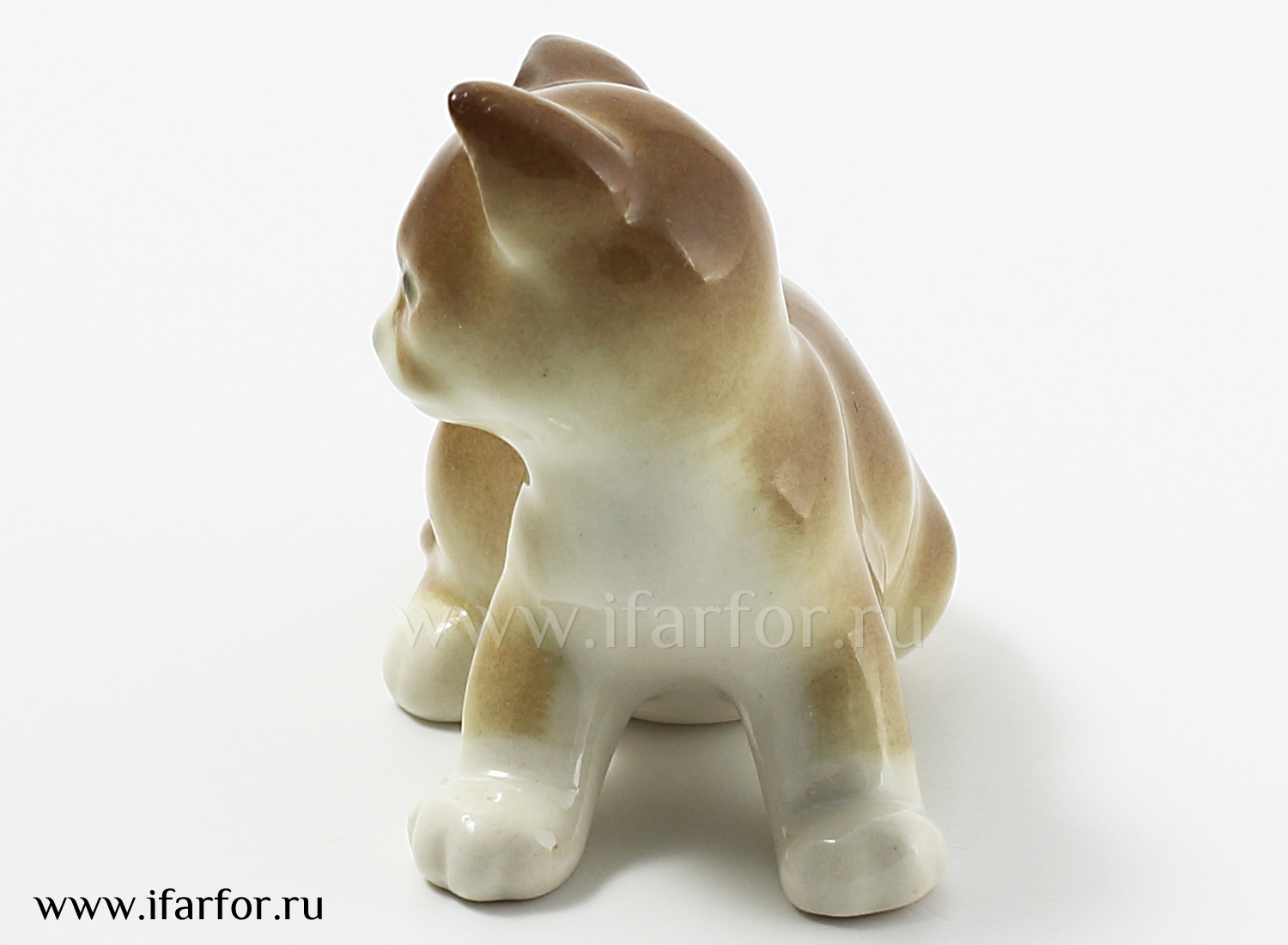 Скульптура «Котенок Парамоша» Форма: Котенок Парамоша. Мягкий фарфор. 60 мм.