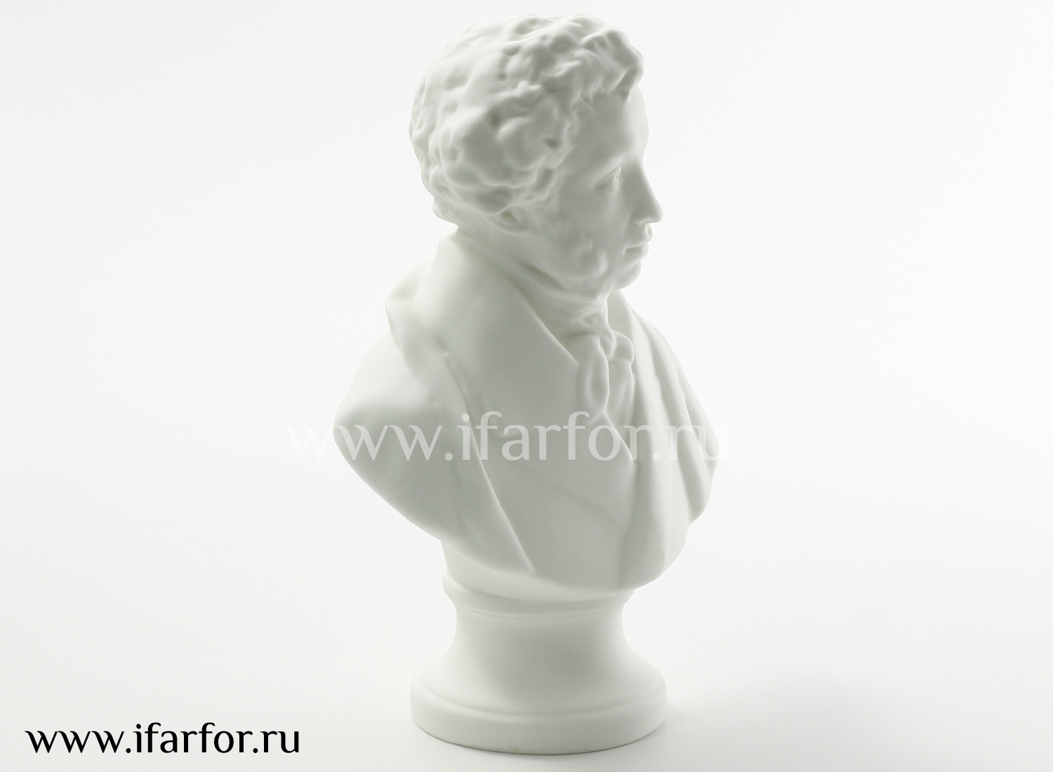 Скульптура «А.С.Пушкин» Форма: А.С.Пушкин. Бисквитный фарфор. 220 мм.