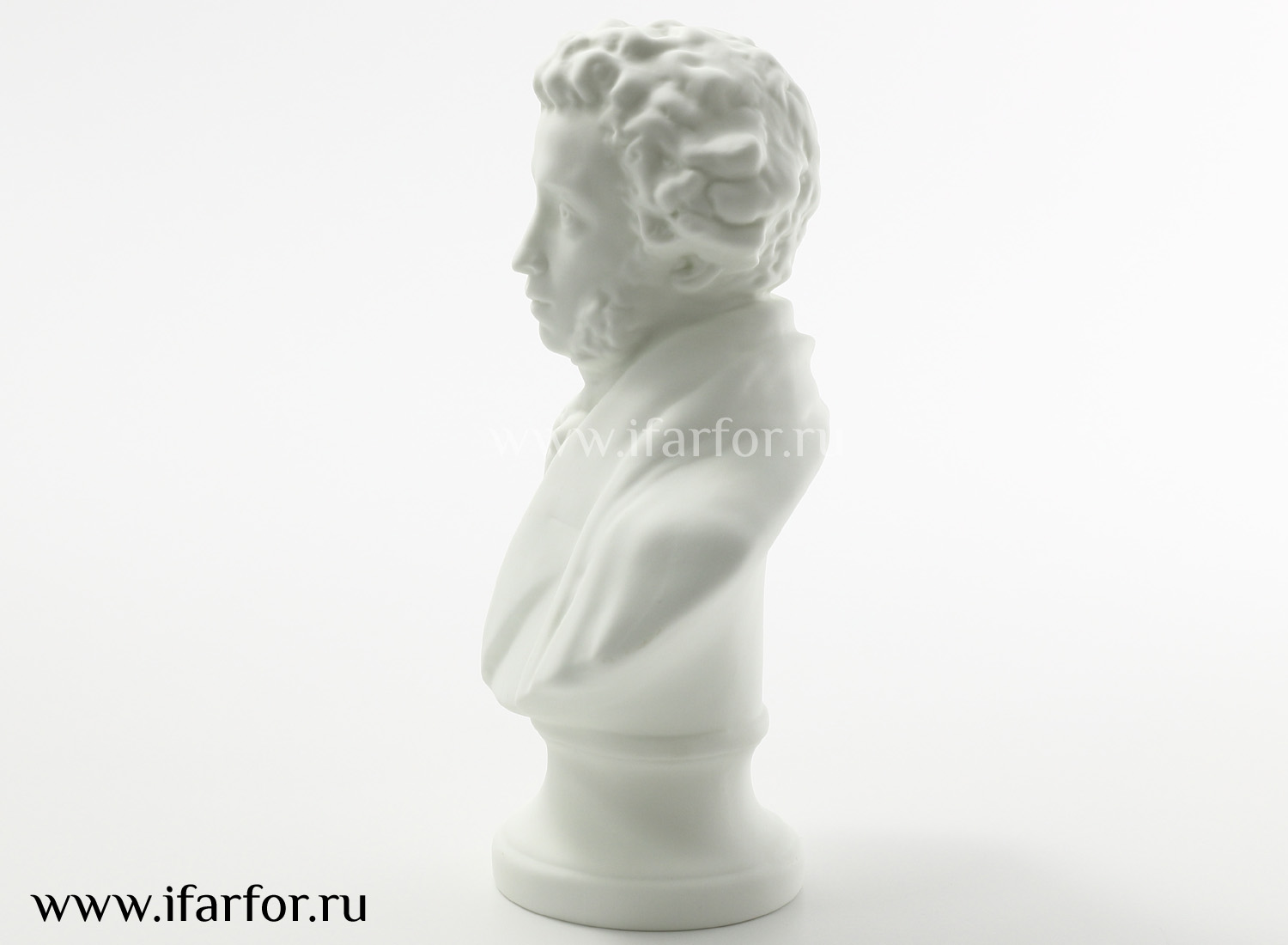 Скульптура «А.С.Пушкин» Форма: А.С.Пушкин. Бисквитный фарфор. 220 мм.