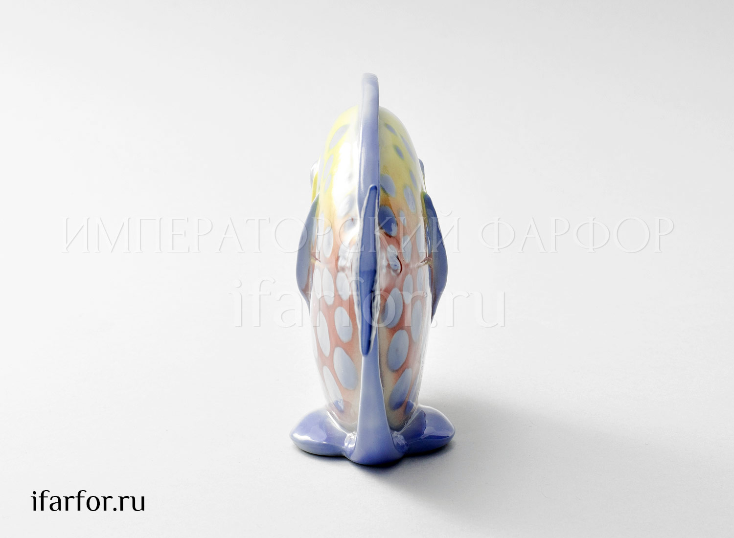 Скульптура «Рыба-диск с.р.» Форма: Рыба-диск с.р.. Мягкий фарфор. 220 x 127 мм.